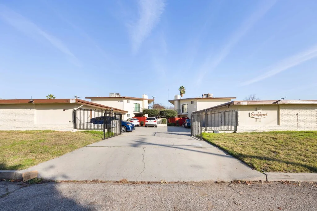 1505-1521 N Sepulveda Ave
