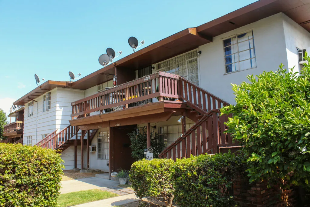 Trust Sale Woodside Village